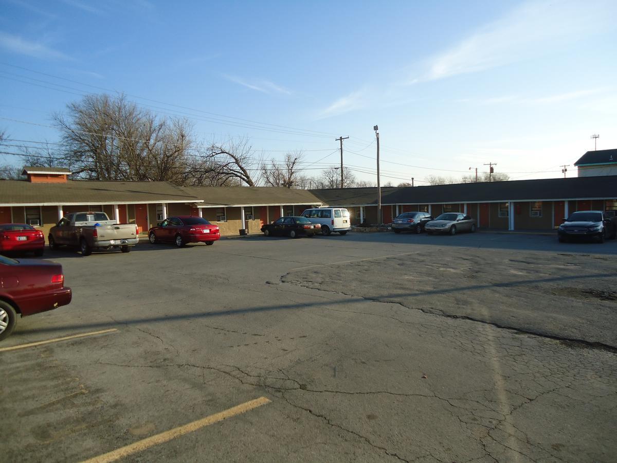 Budget Inn Lawton Exterior photo